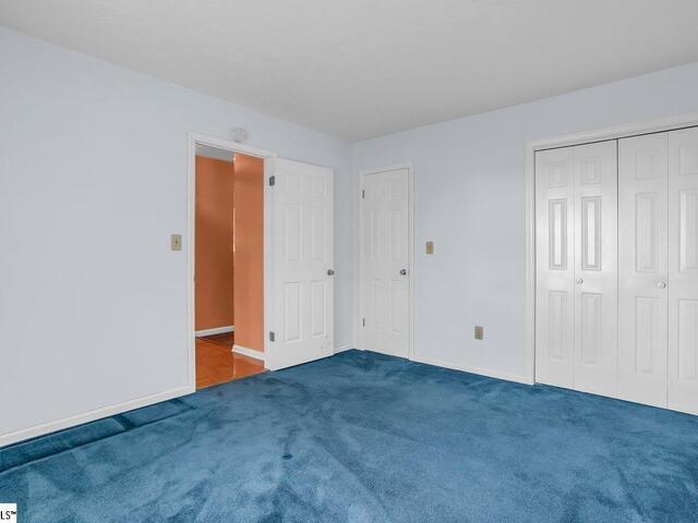 Photo of 40 Wood Pointe Drive