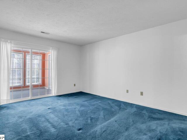 Photo of 40 Wood Pointe Drive