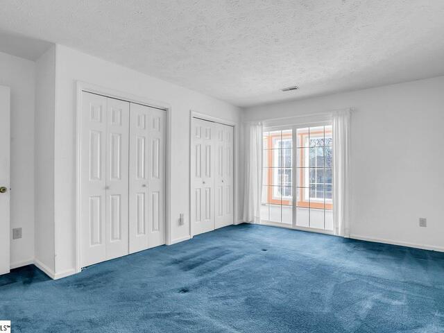 Photo of 40 Wood Pointe Drive