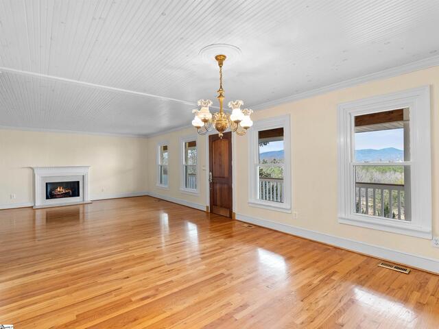 Photo of 4484 Hawkins Road