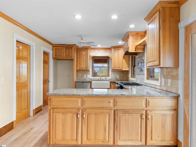 Photo of 4484 Hawkins Road