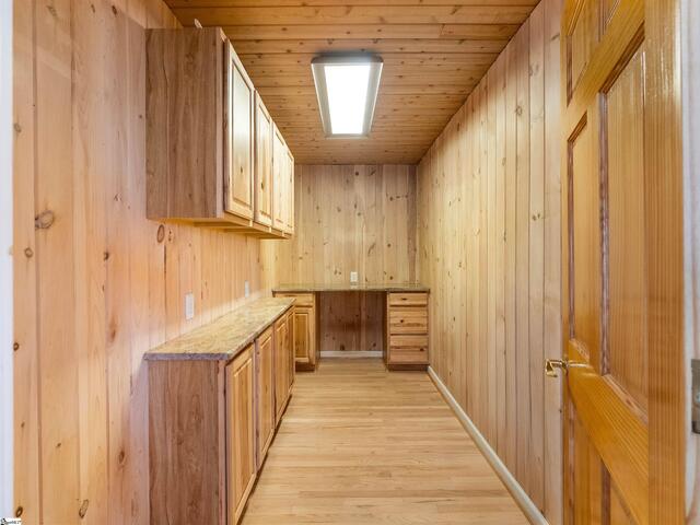 Photo of 4484 Hawkins Road