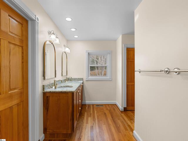 Photo of 4484 Hawkins Road