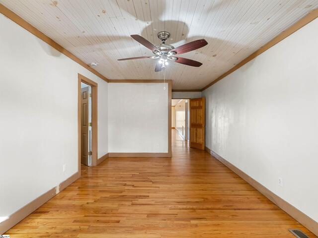 Photo of 4484 Hawkins Road