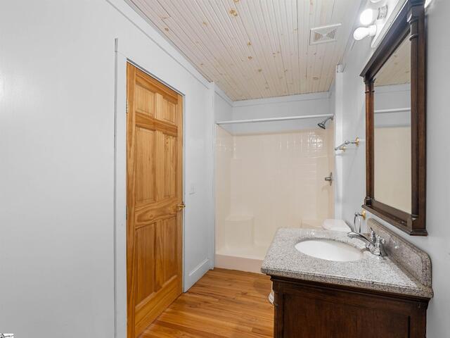 Photo of 4484 Hawkins Road