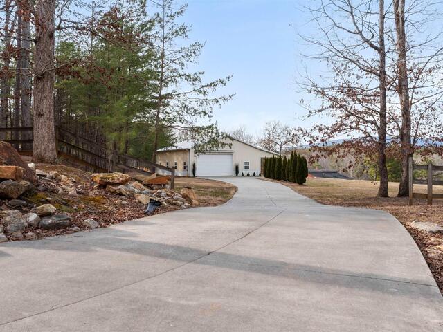 Photo of 4484 Hawkins Road