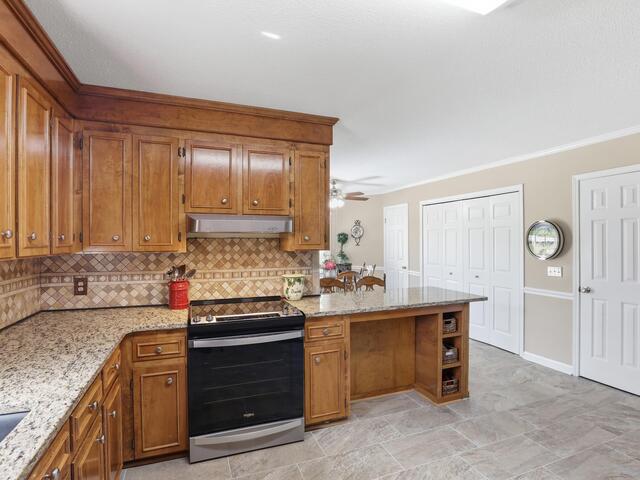Photo of 209 Devon Way