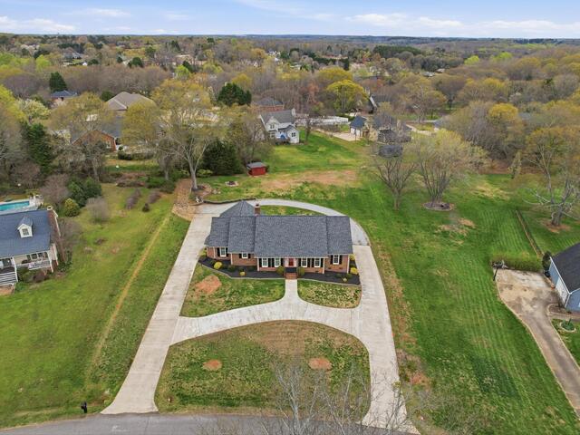 Photo of 209 Devon Way