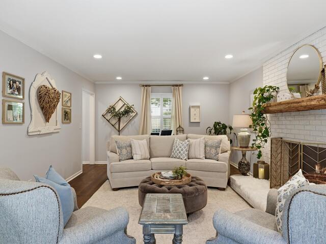Photo of 111 Devenridge Drive