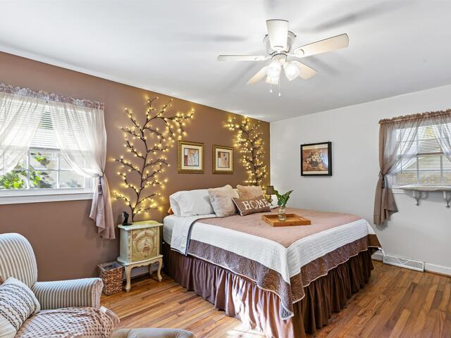 Photo of 605 W Lee Road