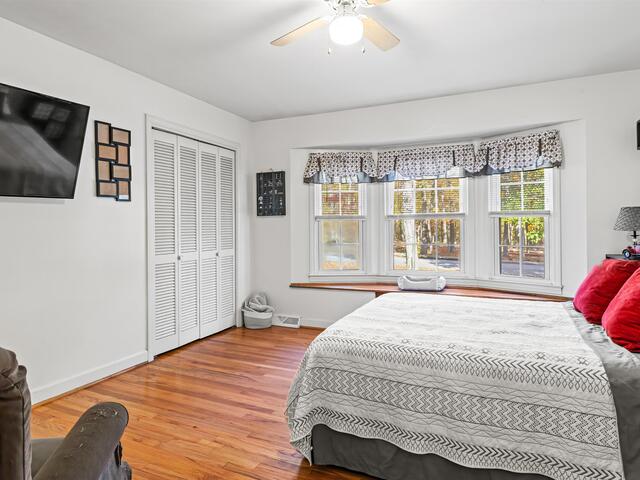 Photo of 605 W Lee Road