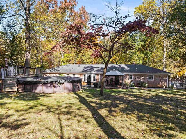 Photo of 605 W Lee Road