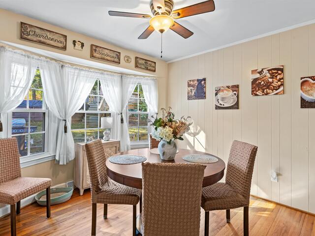 Photo of 605 W Lee Road