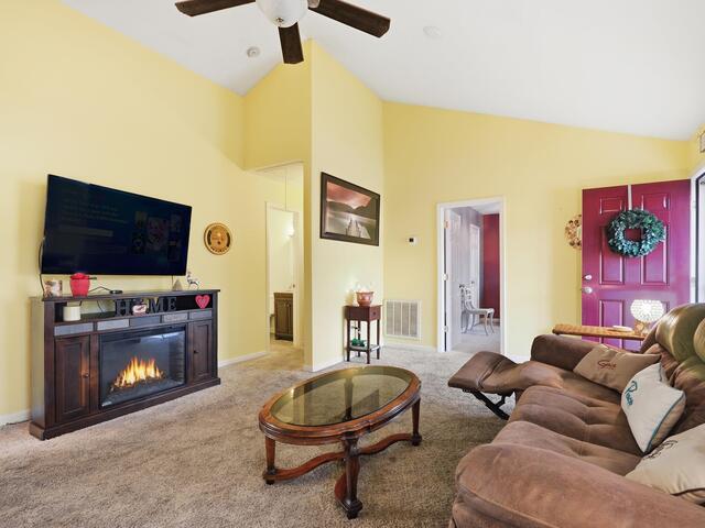 Photo of 400 Rockland Drive