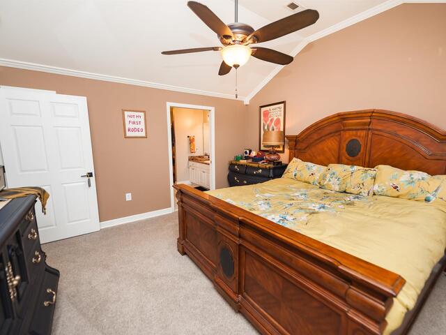 Photo of 423 Rexford Drive