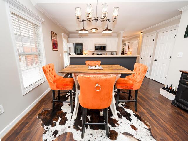 Photo of 423 Rexford Drive