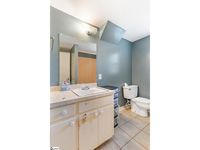 Photo of 524 Perrin Drive