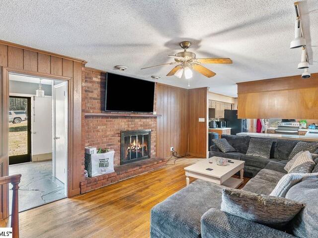 Photo of 524 Perrin Drive