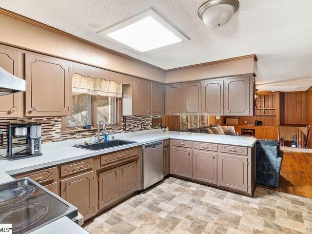 Photo of 524 Perrin Drive