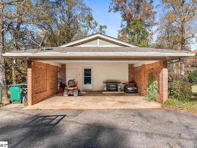 Photo of 524 Perrin Drive