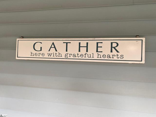 Photo of 657 S Harper Street