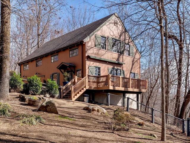 Photo of 201 Plumley Summit Road