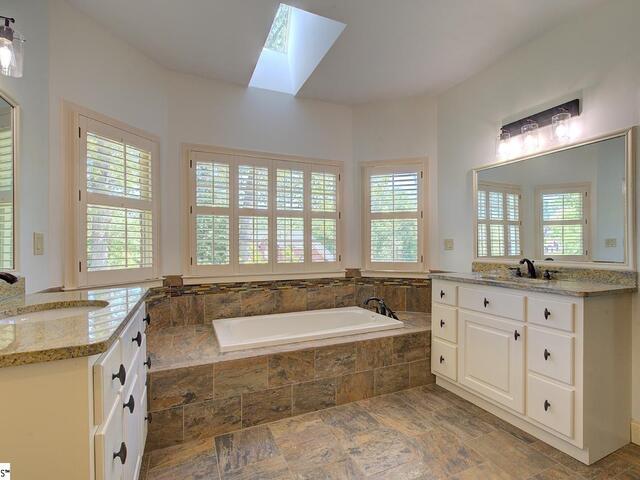 Photo of 400 Four Lakes Drive