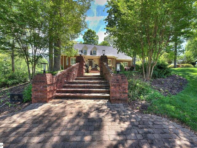 Photo of 400 Four Lakes Drive