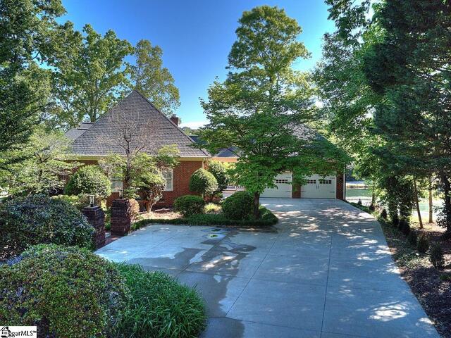 Photo of 400 Four Lakes Drive