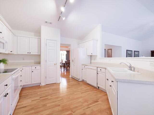 Photo of 146 Longwood Lane