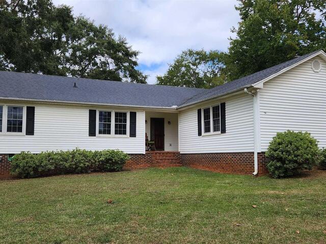 Photo of 304 Stonehaven Drive