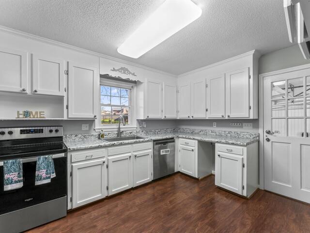 Photo of 304 Stonehaven Drive