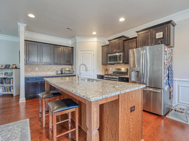 Photo of 150 Santa Ana Way