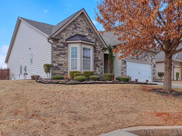 Photo of 150 Santa Ana Way