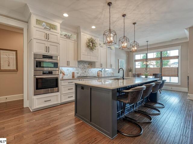 Photo of 475 N Tidewater Trail