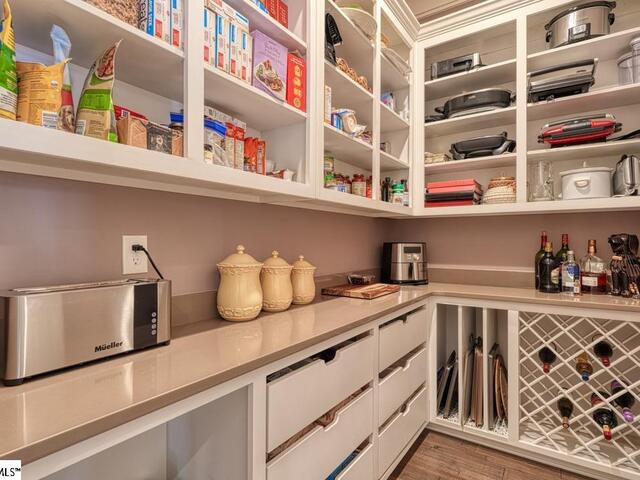 Photo of 475 N Tidewater Trail