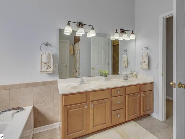 Photo of 300 Stallion Road