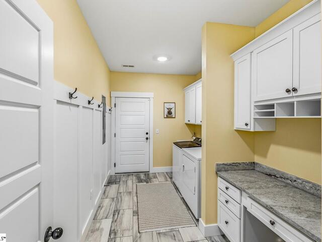 Photo of 960 Jordan Road
