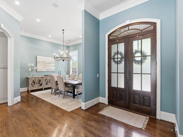 Photo of 305 Chancery Lane