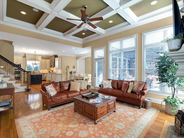 Photo of 10 Travertine Court