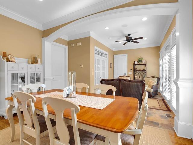 Photo of 10 Travertine Court