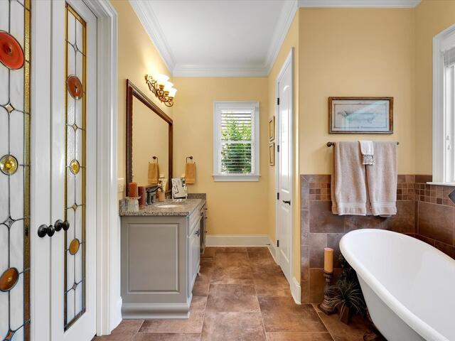 Photo of 10 Travertine Court