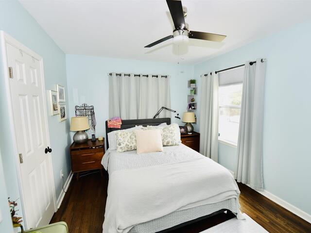 Photo of 213/215 S Calhoun Street Photo of 213/215 S Calhoun Street