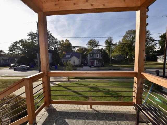 Photo of 213/215 S Calhoun Street Photo of 213/215 S Calhoun Street