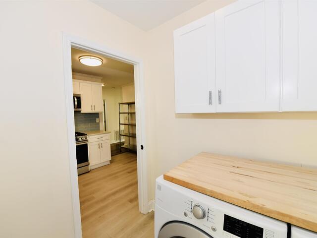 Photo of 213/215 S Calhoun Street Photo of 213/215 S Calhoun Street