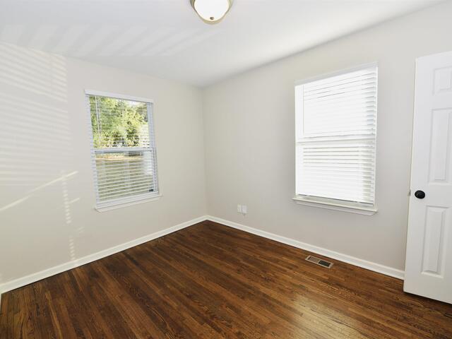 Photo of 213/215 S Calhoun Street Photo of 213/215 S Calhoun Street