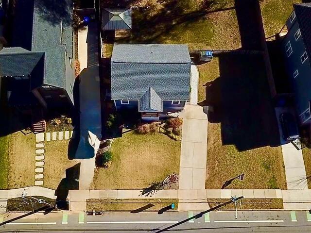 Photo of 213 S Calhoun Street