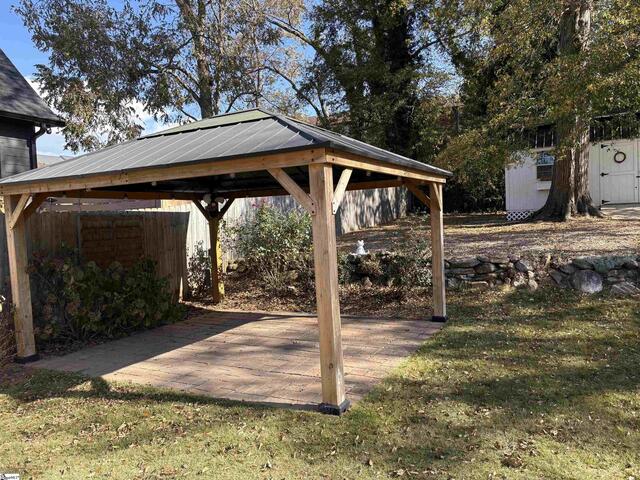 Photo of 213 S Calhoun Street