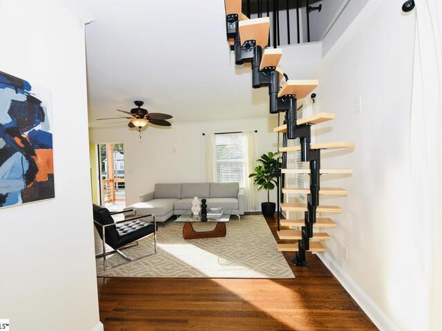 Photo of 213 S Calhoun Street