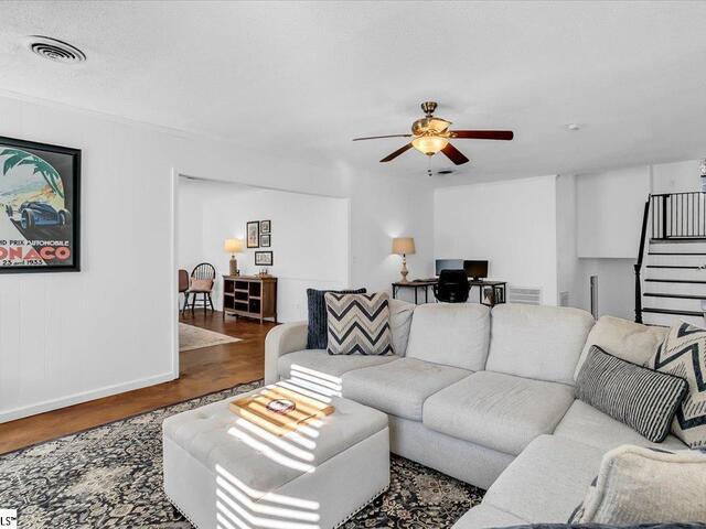 Photo of 614 Gray Fox Square